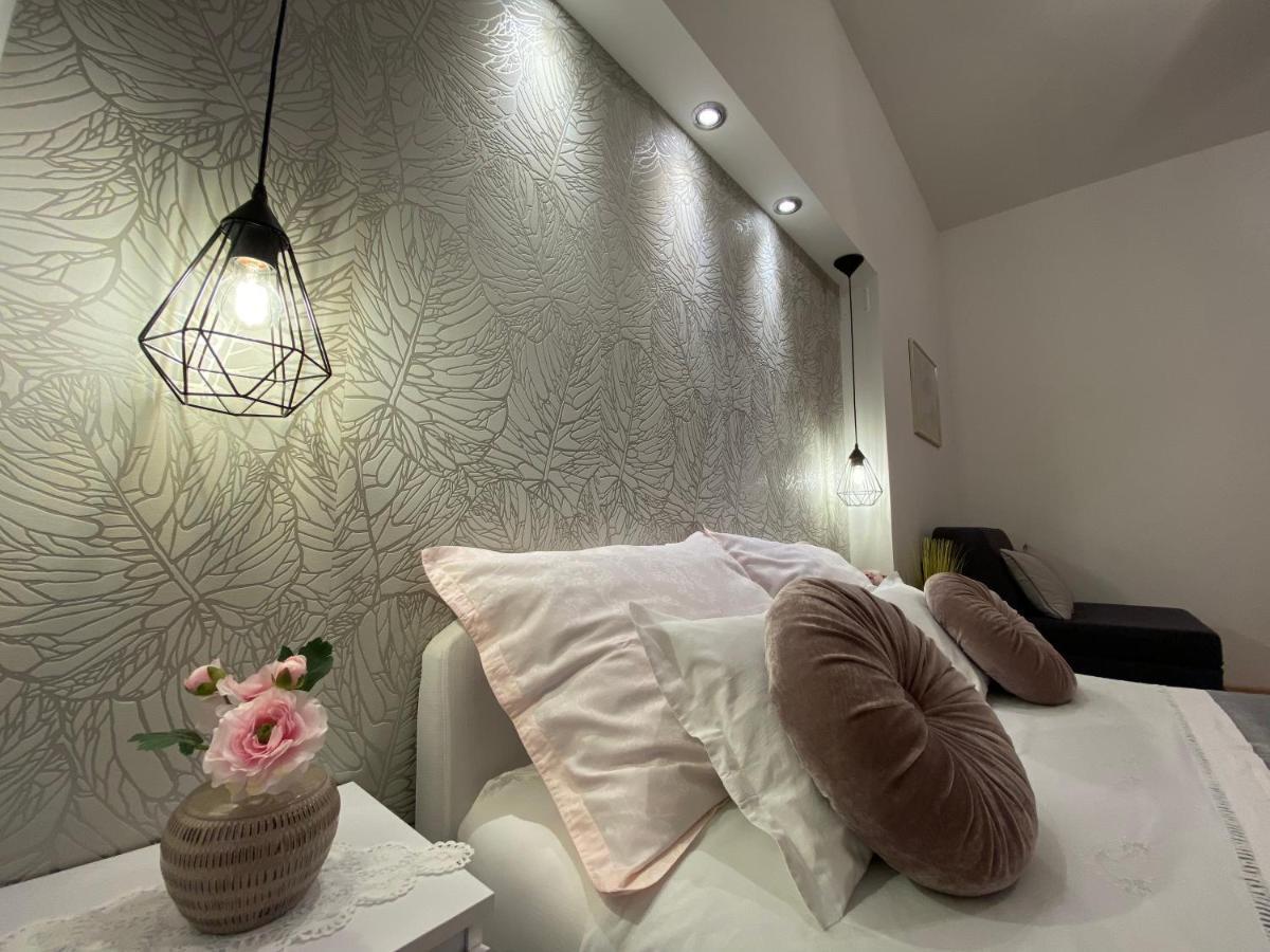 Apartment Sara Трогир Экстерьер фото
