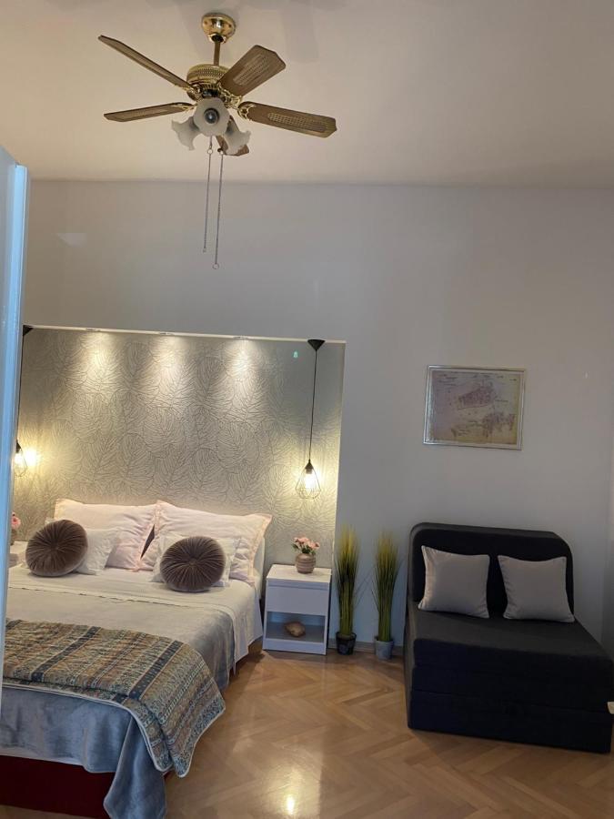 Apartment Sara Трогир Экстерьер фото
